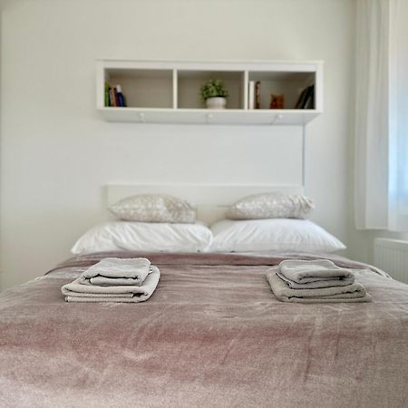 City Break Apartment - Private Garage, Ac, Balcony Budapest Exterior photo